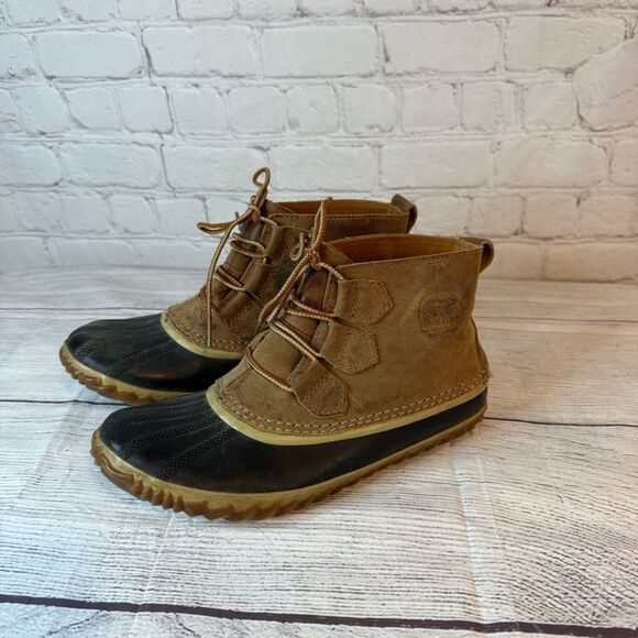 Sorel Out N About Leather Boots size 8 - Picture 1 of 6